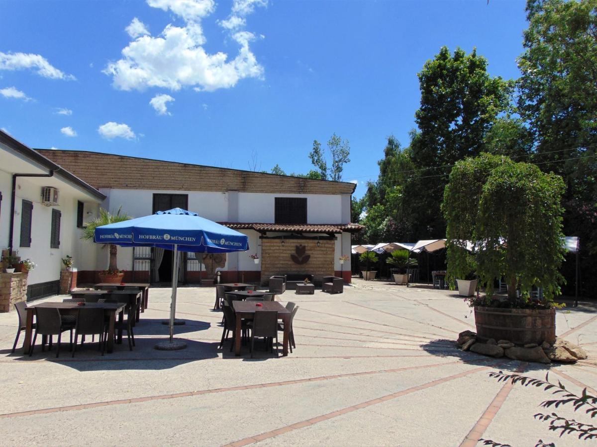 Casale Rurale Bed and Breakfast San Marco Evangelista Buitenkant foto